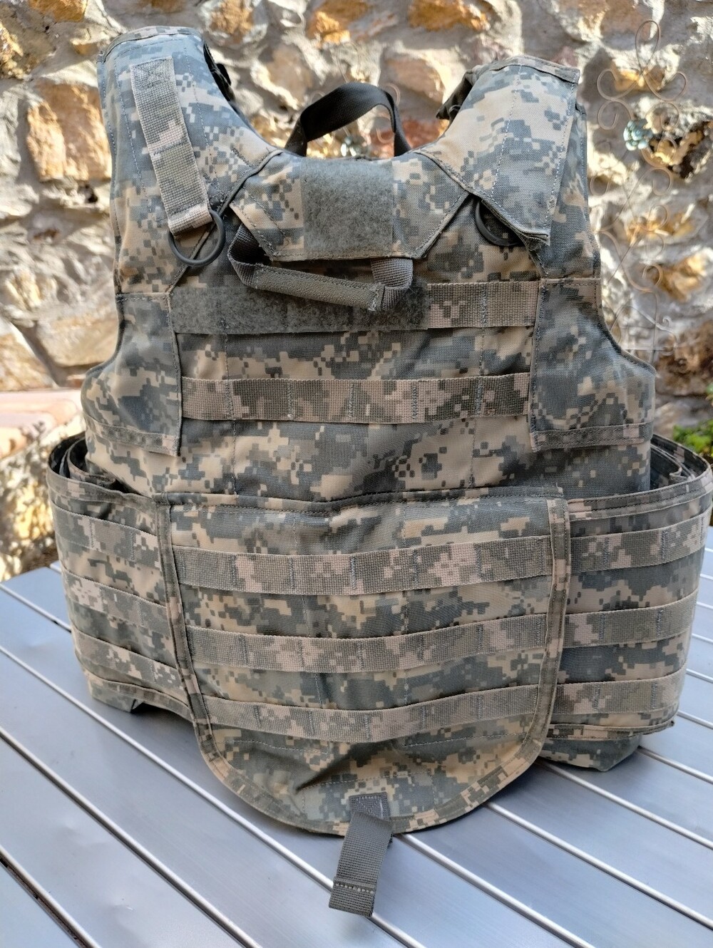 USGI IOTV UCP Armor Sz X-small With Accessories
